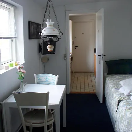 达宁胡斯旅馆 2* Vindeby (Svendborg)