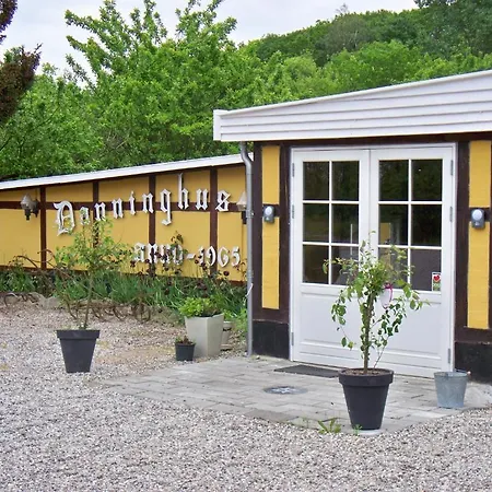 Danninghus בית הארחה Vindeby (Svendborg)
